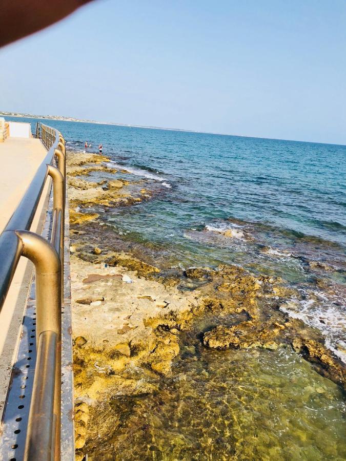Sea Beach Поцало Екстериор снимка