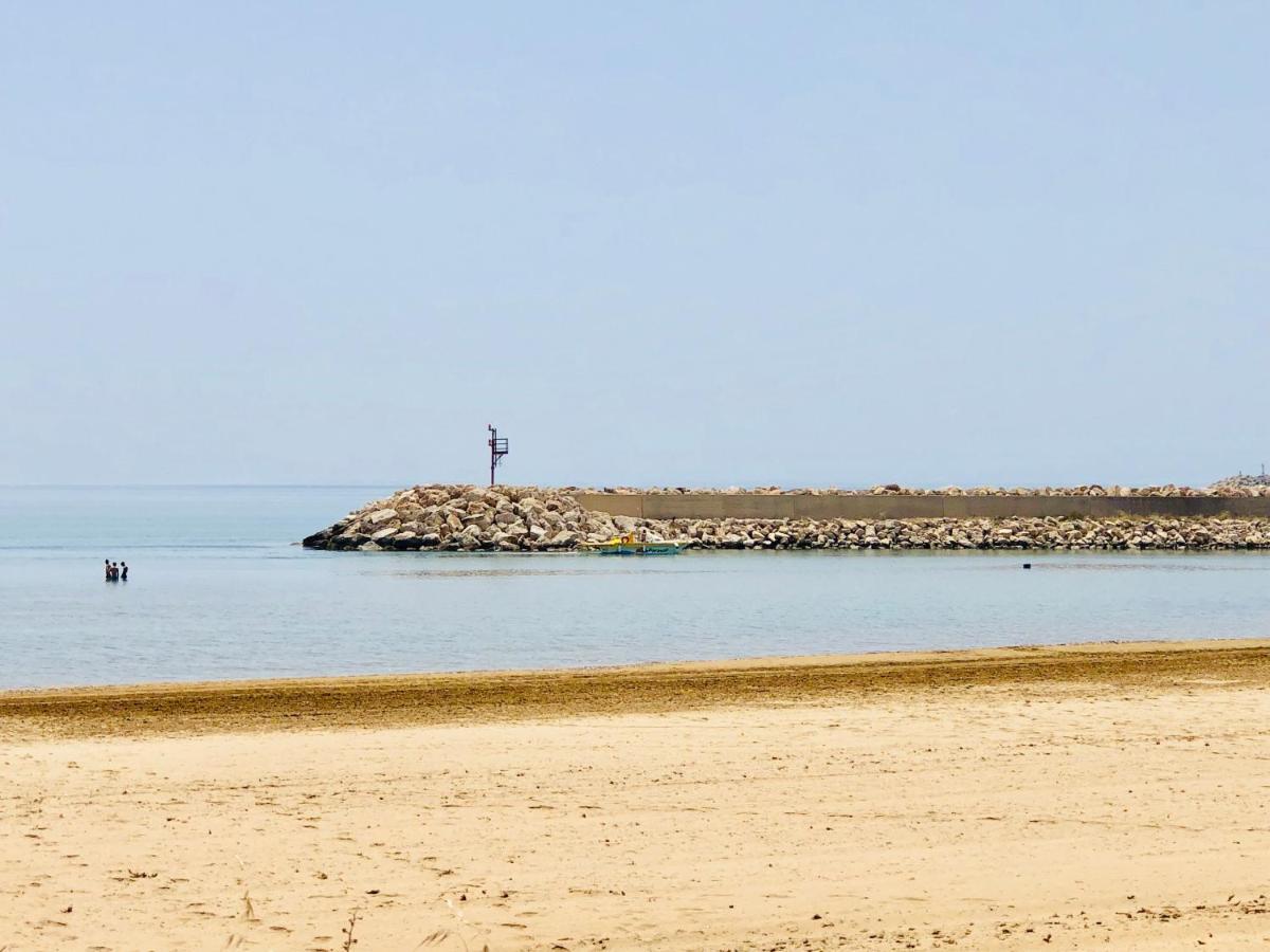 Sea Beach Поцало Екстериор снимка